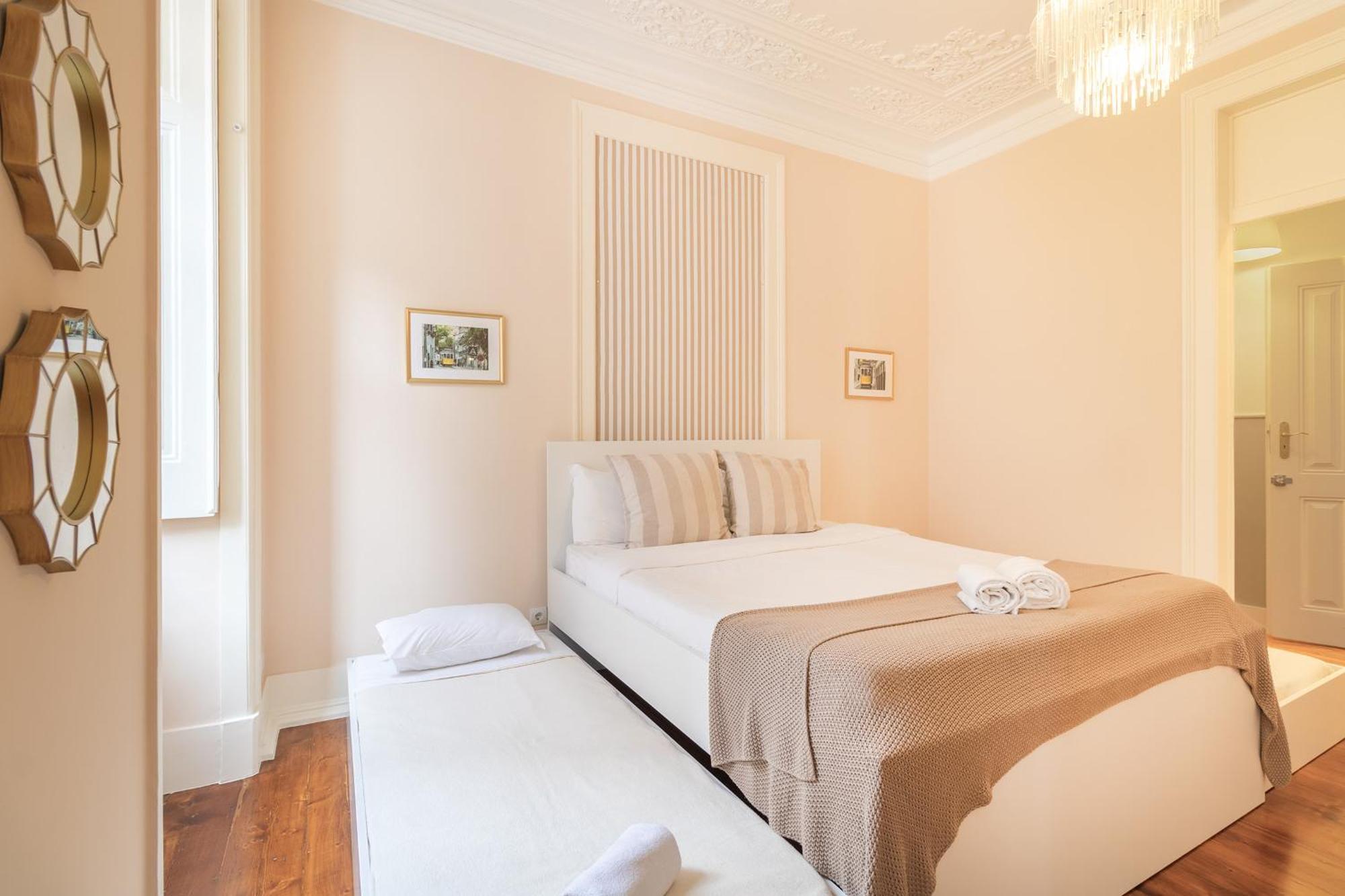 Principe By Central Hill Apartments Lisbon Exterior photo